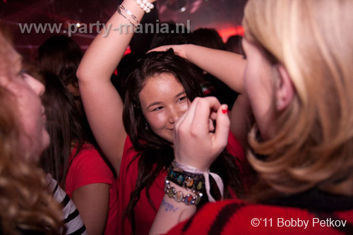 110225_050_maximaal_leparis_partymania