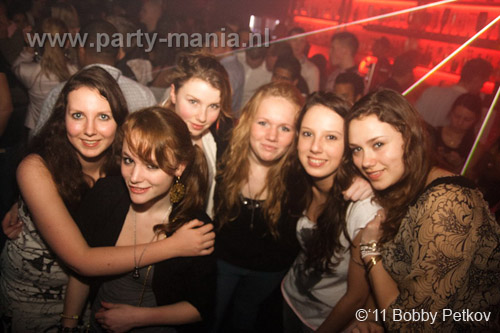 110225_057_maximaal_leparis_partymania