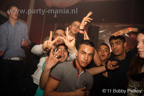 110225_063_maximaal_leparis_partymania