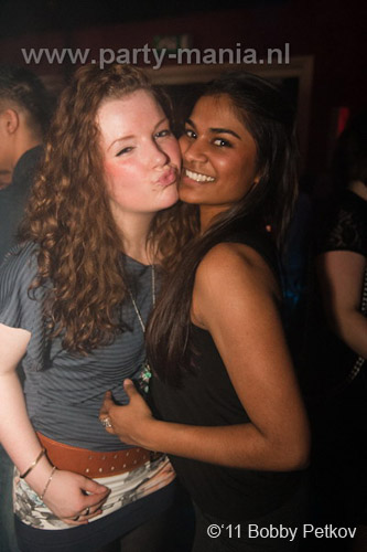 110225_072_maximaal_leparis_partymania