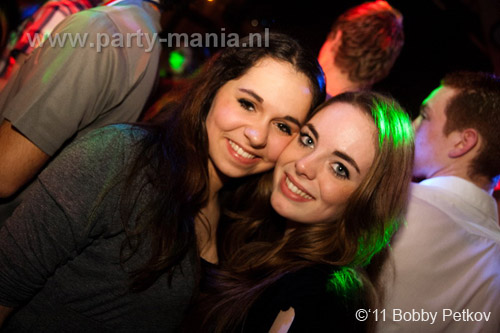 110225_078_maximaal_leparis_partymania