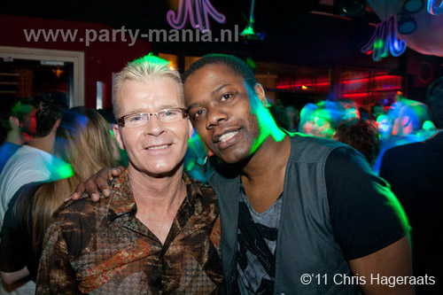 110226_011_manjefiek_partymania