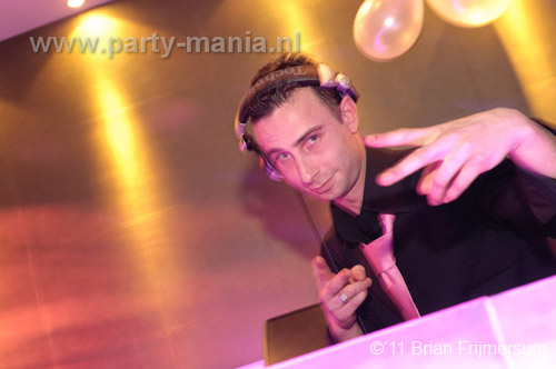 110228_02_snnss_millers_partymania