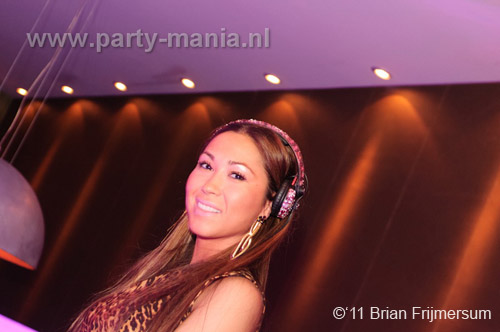 110228_15_snnss_millers_partymania