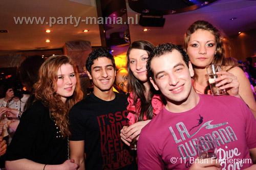 110228_41_snnss_millers_partymania