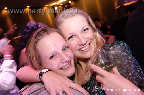 110228_72_snnss_millers_partymania