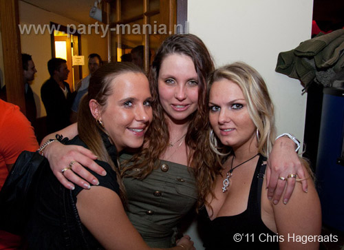 110304_099_adhd_partymania