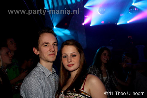 110305_026_ilovelos_paardvantroje_partymania