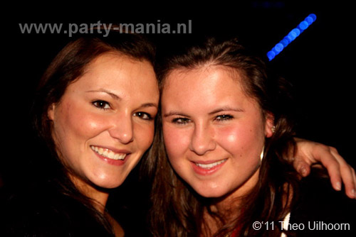 110305_051_ilovelos_paardvantroje_partymania