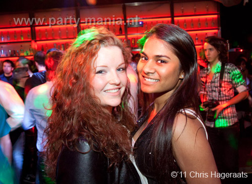110305_012_modehippies_partymania