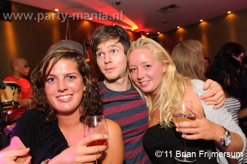 110312_038_voulez_vous_millers_denhaag_partymania