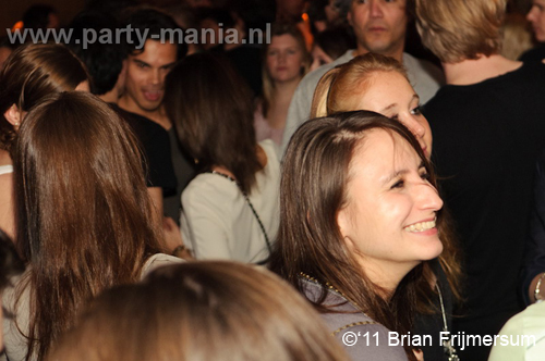 110312_041_voulez_vous_millers_denhaag_partymania