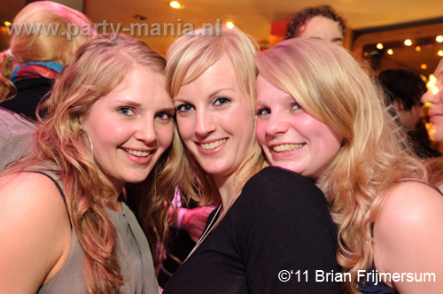 110312_060_voulez_vous_millers_denhaag_partymania