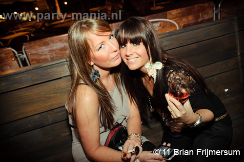 110312_061_voulez_vous_millers_denhaag_partymania