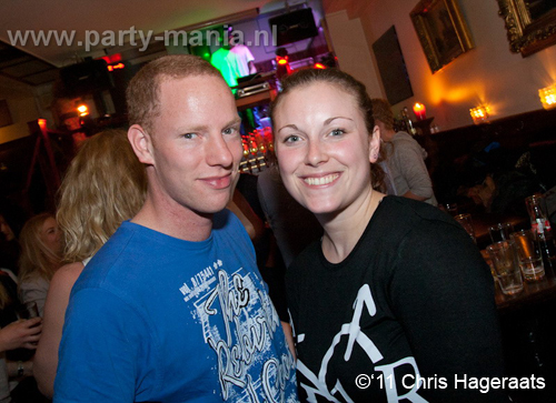 110402_023_de_dans_taveerne_partymania_denhaag