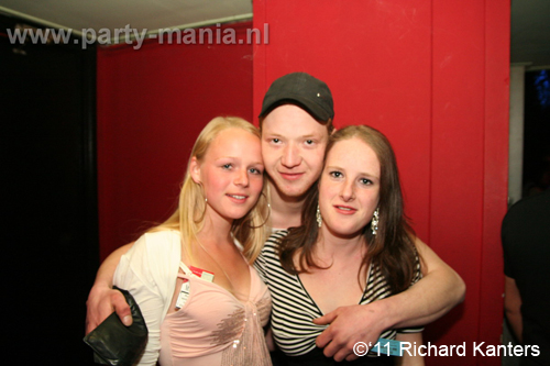 110416_044_beukgevaar_bazart_partymania_denhaag