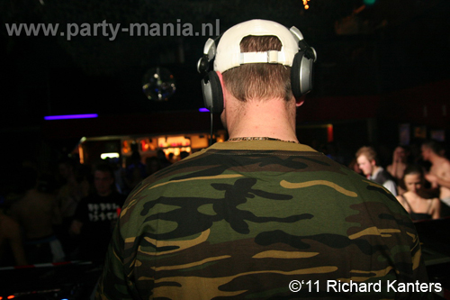 110416_064_beukgevaar_bazart_partymania_denhaag