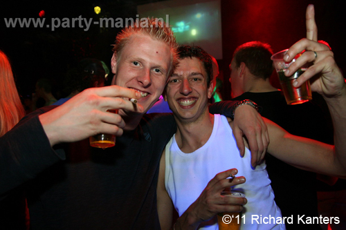 110416_097_beukgevaar_bazart_partymania_denhaag