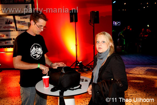 110429_000_life_i_live-partymania_denhaag