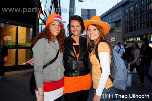 110429_034_life_i_live-partymania_denhaag