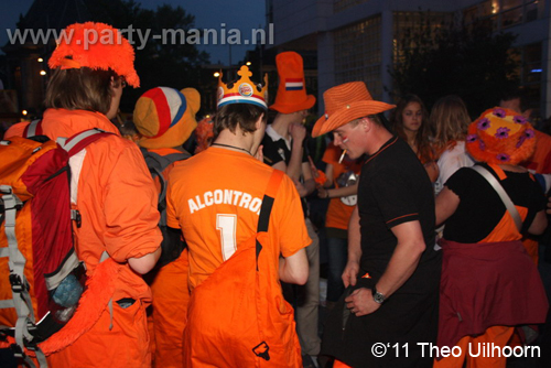 110429_040_life_i_live-partymania_denhaag