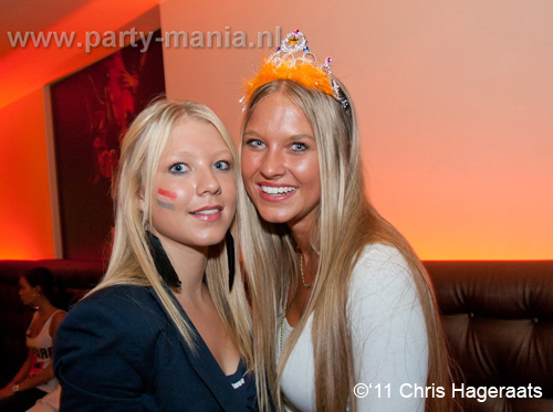 110429_003_luden_partymania_denhaag