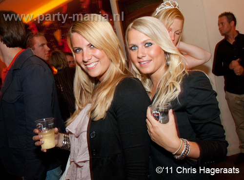 110429_007_luden_partymania_denhaag