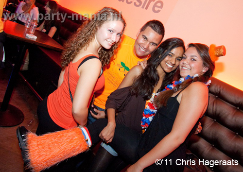 110429_012_luden_partymania_denhaag
