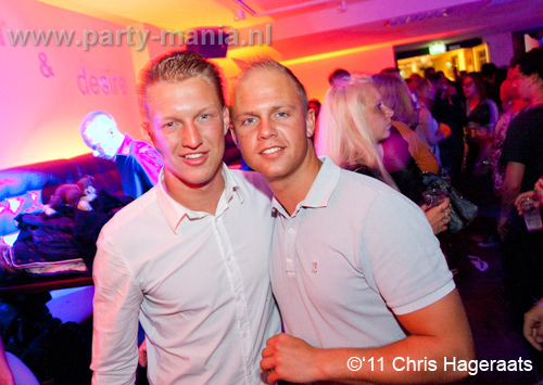 110429_021_luden_partymania_denhaag