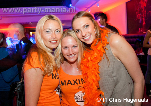 110429_022_luden_partymania_denhaag