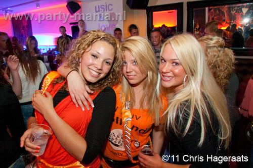 110429_039_luden_partymania_denhaag