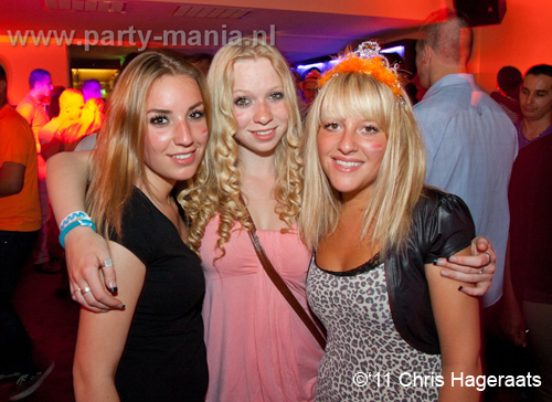 110429_041_luden_partymania_denhaag