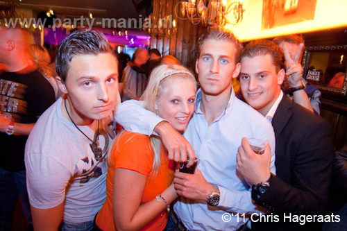 110429_048_luden_partymania_denhaag