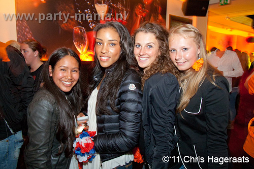 110429_053_luden_partymania_denhaag