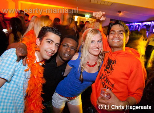 110429_061_luden_partymania_denhaag