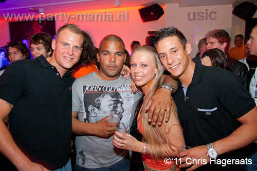 110429_072_luden_partymania_denhaag