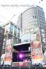 110429_007_life_i_live_partymania_denhaag