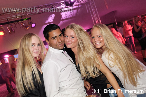 110507_026_gekkehouse_beachclub_gotcha_partymania_denhaag 