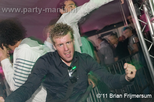 110507_213_gekkehouse_beachclub_gotcha_partymania_denhaag 
