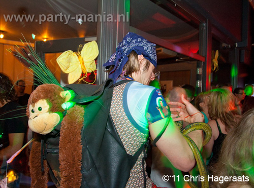 110528_052_manjefiek_club_leparis_partymania_denhaag