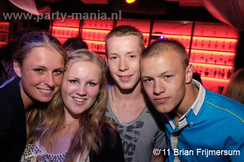 110603_017_maximaal_club_leparis_partymania_denhaag