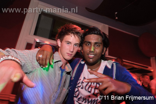 110603_033_maximaal_club_leparis_partymania_denhaag