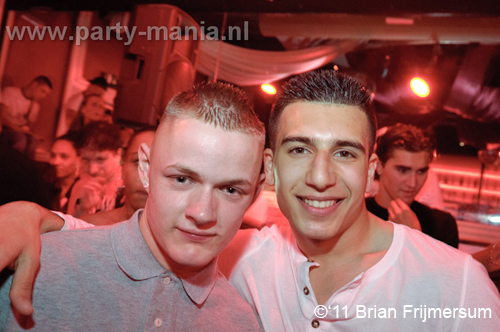 110603_040_maximaal_club_leparis_partymania_denhaag