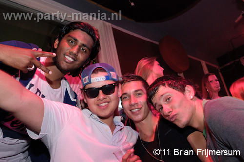 110603_055_maximaal_club_leparis_partymania_denhaag