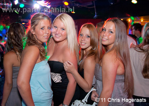 110604_019_womanizer_club_leparis_partymania_denhaag