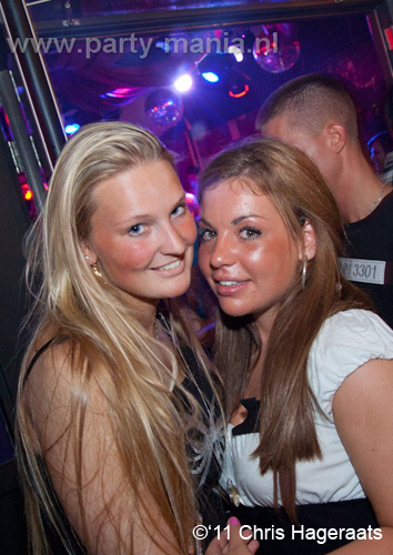 110604_051_womanizer_club_leparis_partymania_denhaag