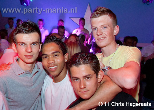 110604_081_womanizer_club_leparis_partymania_denhaag