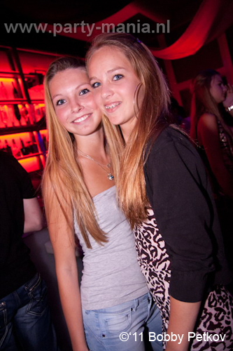 110617_006_maximaal_club_leparis_partymania_denhaag