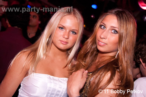 110617_008_maximaal_club_leparis_partymania_denhaag