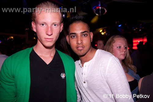 110617_058_maximaal_club_leparis_partymania_denhaag